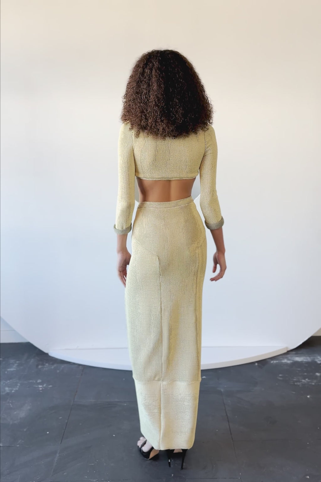 High-Waisted Bodycon Skirt With Slit - DJENDELI